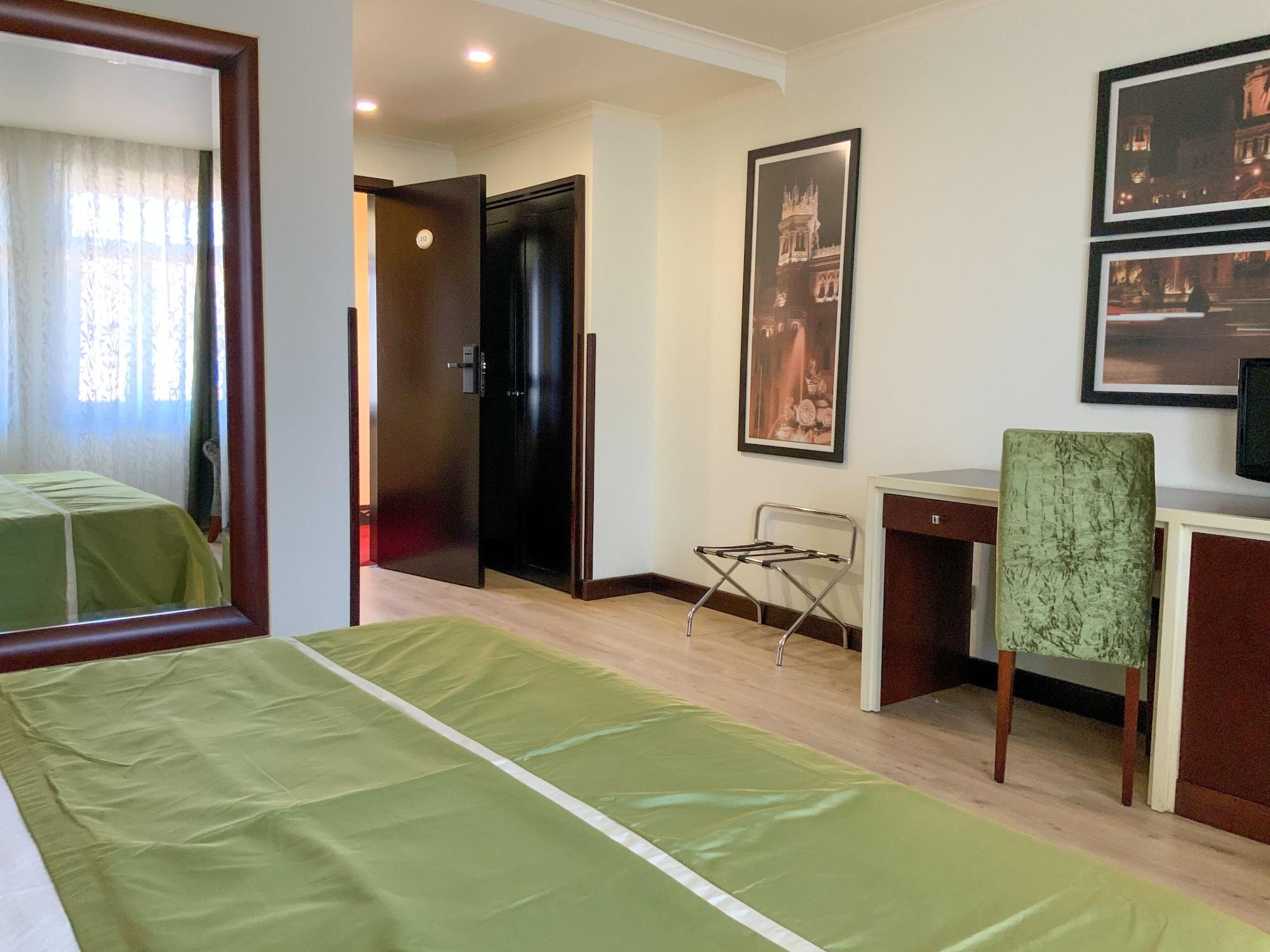 Veneza Hotel อาเวโร ภายนอก รูปภาพ